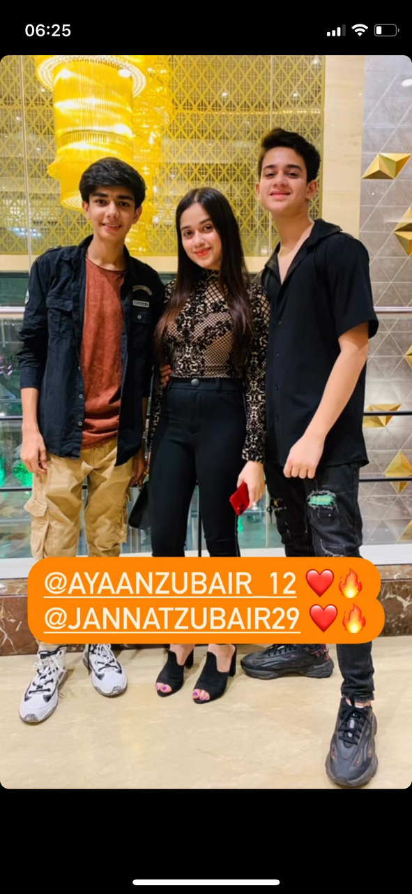 Jannat Zubair Rahmani Feet